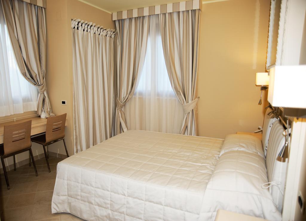 La Casa Di Gino Bed & Breakfast San Nicola di Tremiti Room photo